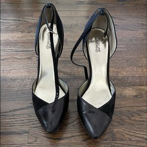 Carlos Santana Black heels